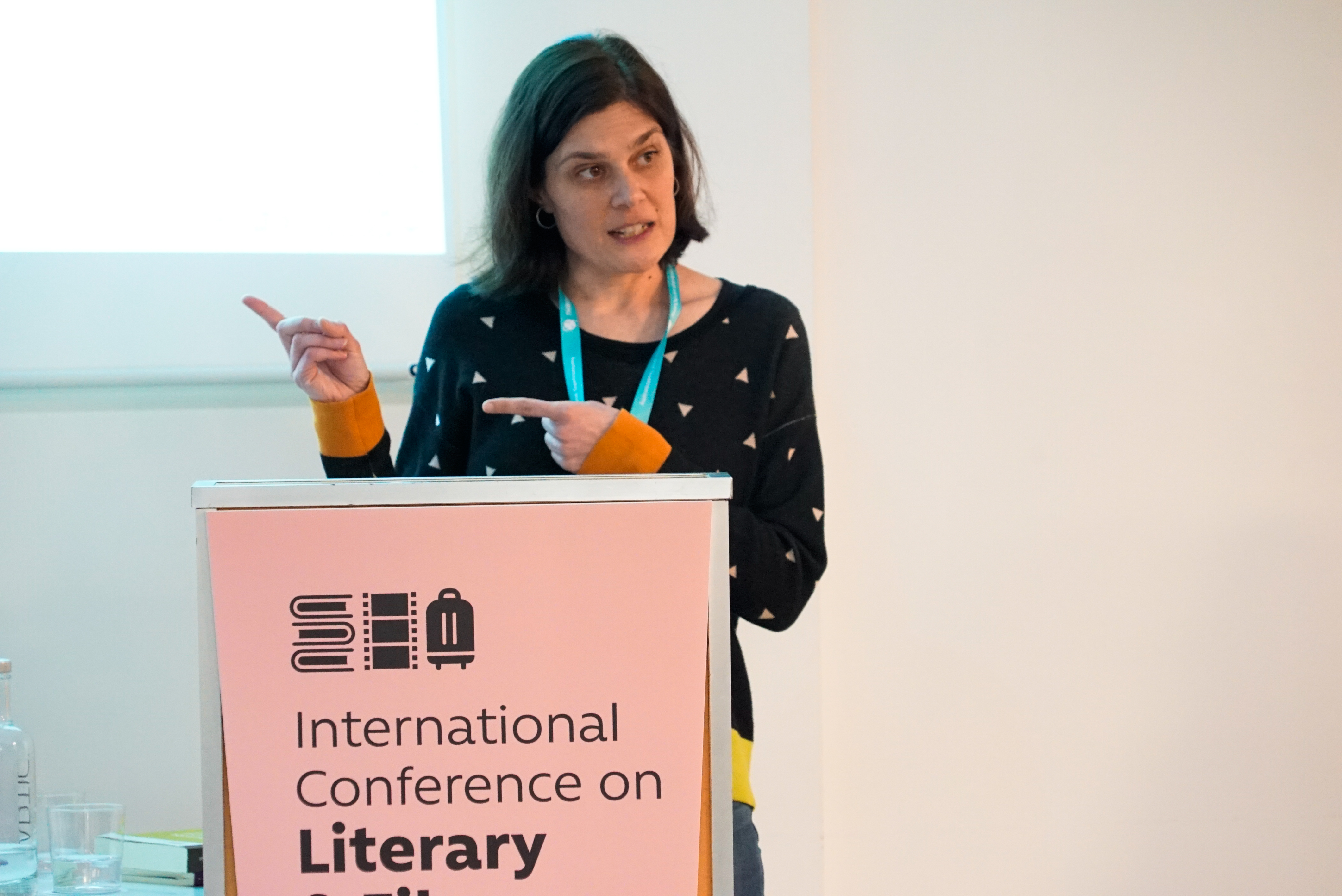 Photography from: Qué nos explican los y las profesionales sobre la relación entre literatura, cine y turismo? | CETT